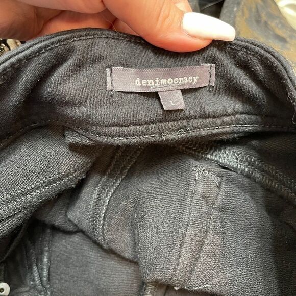 NWT Denimocracy Black Gold Shredded Denim Stretchy - Picture 9 of 9